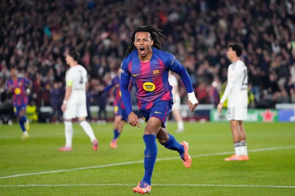 孔德双响亚马尔拉什福德献助攻 巴萨2-1法兰克福