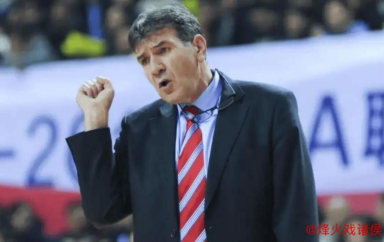 广东3人被罚下惜败江苏 林崴22+7助同曦击败四川 广东3人被罚下惜败江苏 林崴22+7助同曦击败四川