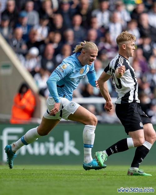 过往难堪启示！哈兰德职业生涯前16场颗粒无收