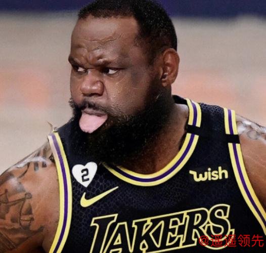 詹姆斯200岁还能扣太离谱！本人回应朋友称赞：6个笑哭了表情