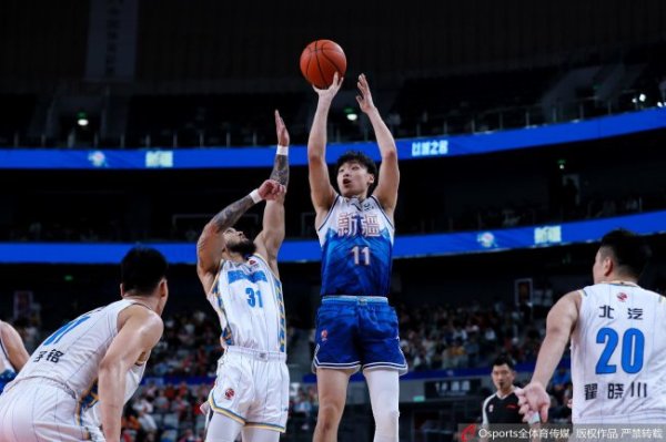 韦德体育官网 琼斯21+19曾凡博17分 新疆逆转险胜北京3连胜
